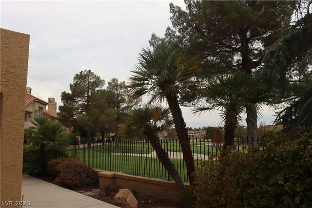 7890 Castle Pines Avenue, Las Vegas, NV 89113
