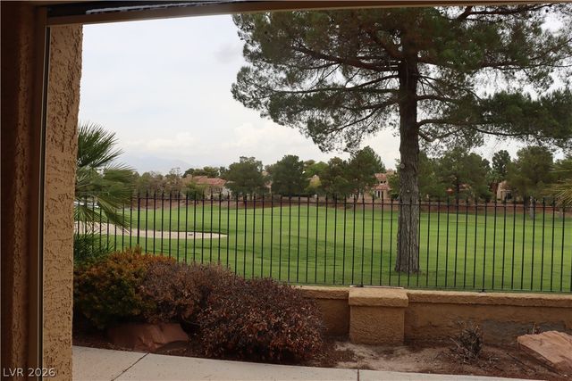 7890 Castle Pines Avenue, Las Vegas, NV 89113
