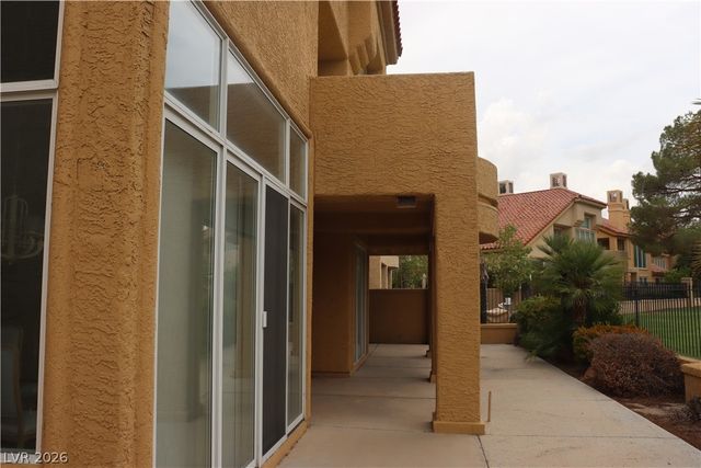 7890 Castle Pines Avenue, Las Vegas, NV 89113