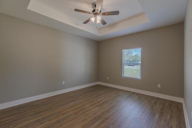 1001 BREMEN Avenue, Pensacola, FL 32507