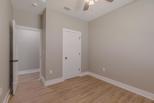 1001 BREMEN Avenue, Pensacola, FL 32507