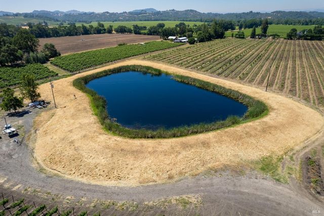 5744 Highway 128, Geyserville, CA 95441