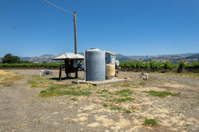 5744 Highway 128, Geyserville, CA 95441