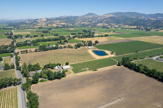 5744 Highway 128, Geyserville, CA 95441