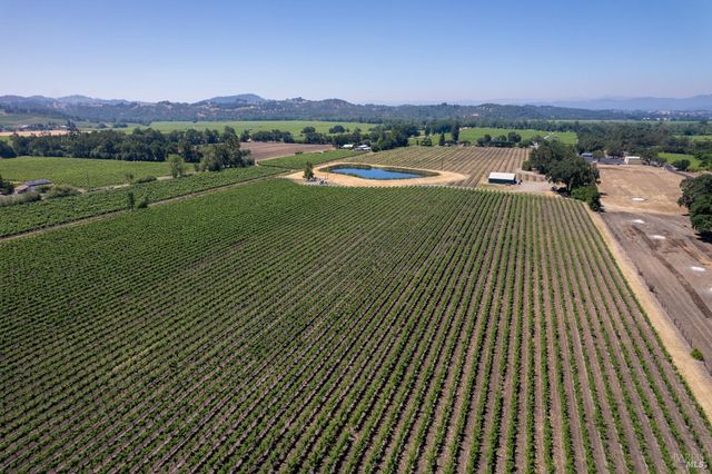 5744 Highway 128, Geyserville, CA 95441