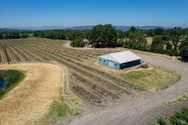 5744 Highway 128, Geyserville, CA 95441