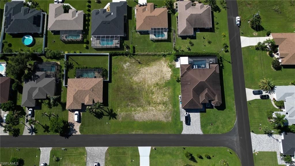 1910 SW 40th ST, CAPE CORAL, FL 33914 — photo 2