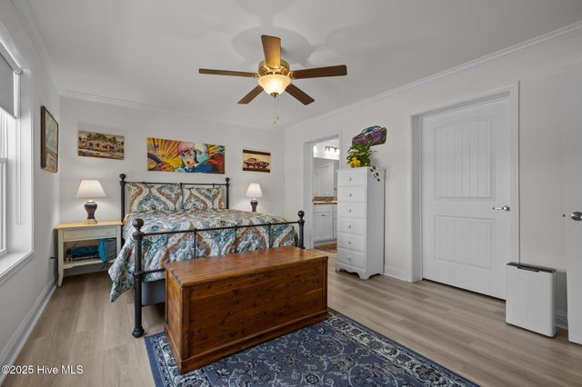 164 Old River Road, Beaufort, NC 28516
