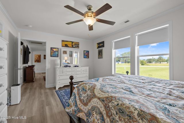 164 Old River Road, Beaufort, NC 28516
