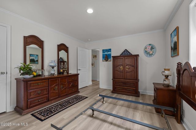 164 Old River Road, Beaufort, NC 28516