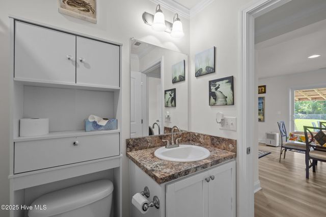 164 Old River Road, Beaufort, NC 28516