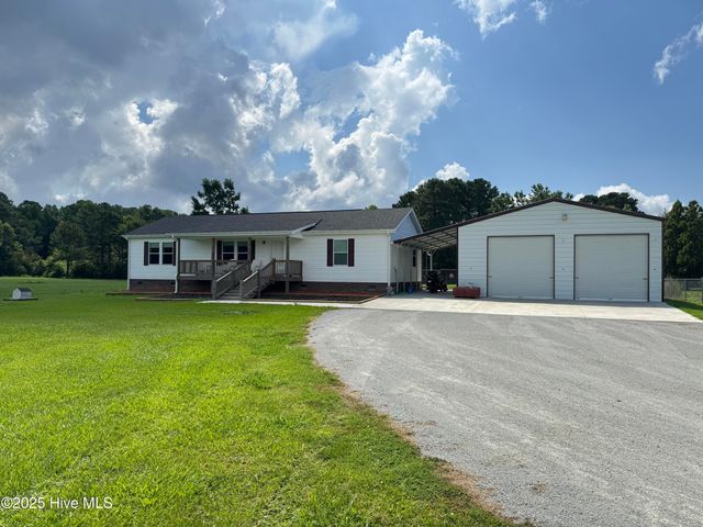 164 Old River Road, Beaufort, NC 28516