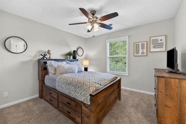 14103 W 142nd Terrace, Olathe, KS 66062