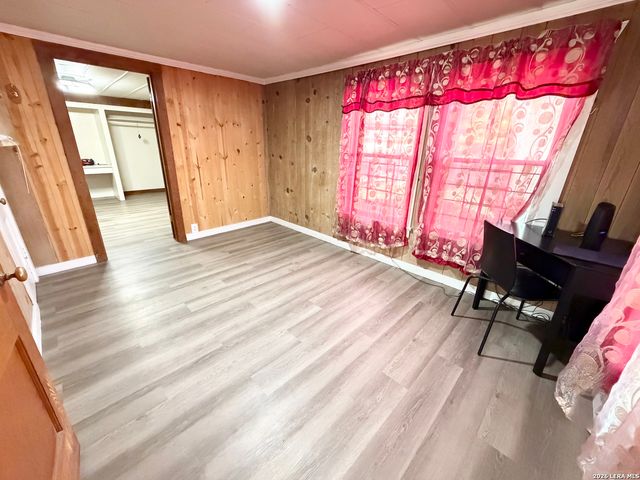 915 Shearer, San Antonio, TX 78201