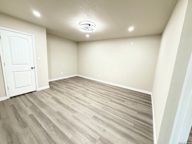 915 Shearer, San Antonio, TX 78201
