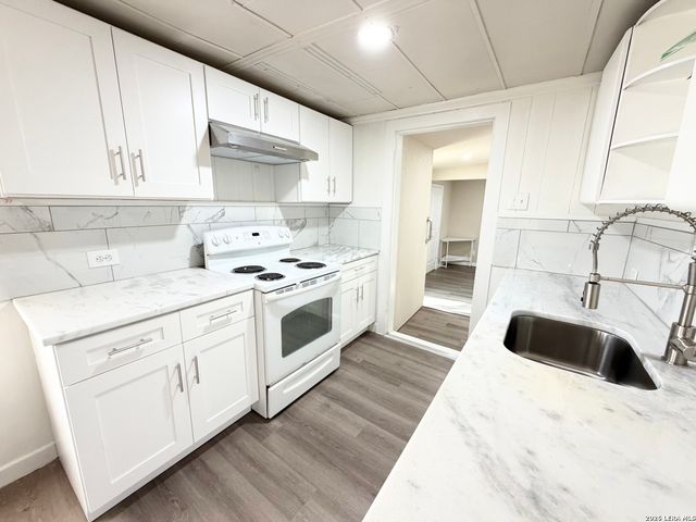 915 Shearer, San Antonio, TX 78201