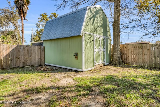 706 Spanish Acres Drive, Bay Saint Louis, MS 39520