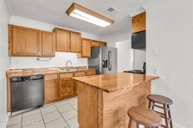 706 Spanish Acres Drive, Bay Saint Louis, MS 39520