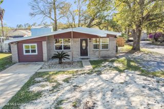706 Spanish Acres Drive, Bay Saint Louis, MS 39520