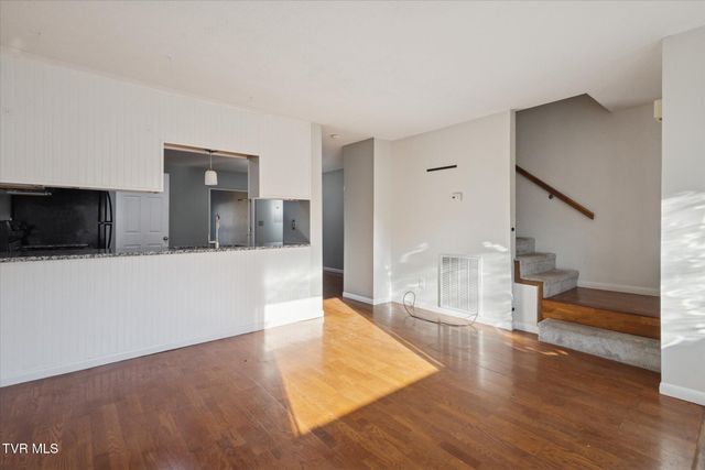 114 Colt Lane 6, Johnson City, TN 37601