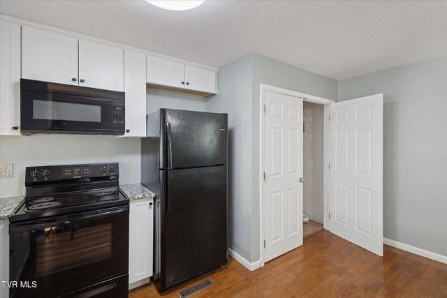 114 Colt Lane 6, Johnson City, TN 37601