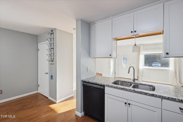 114 Colt Lane 6, Johnson City, TN 37601