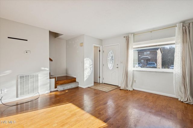 114 Colt Lane 6, Johnson City, TN 37601