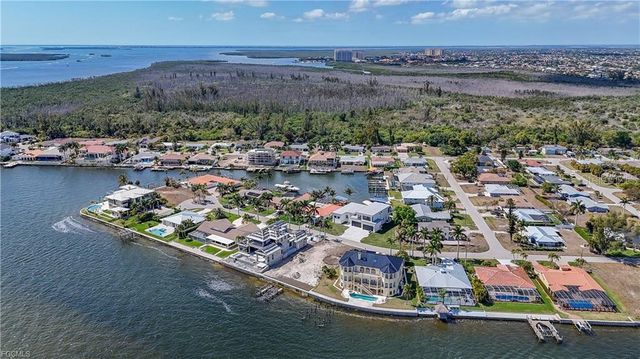 5929 SW 1ST AVENUE, Cape Coral, FL 33914