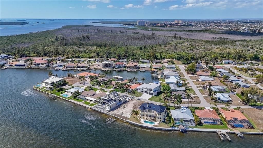 Image 21 of property listing at 5929 SW 1ST AVENUE, Cape Coral, FL 33914