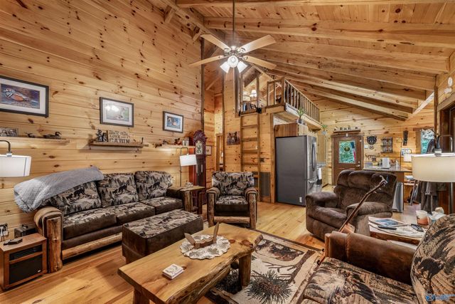 1600 County Road 103, Mentone, AL 35984