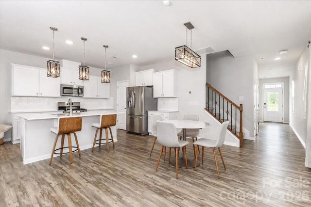 11320 Westbranch Parkway, Davidson, NC 28036