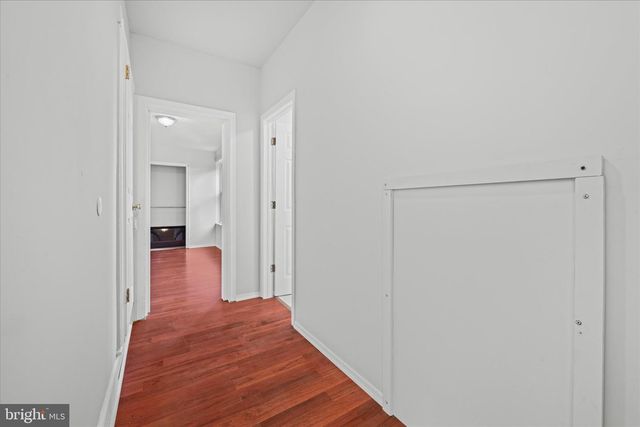 1042 LOCUST ST, Reading, PA 19604