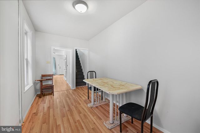 1042 LOCUST ST, Reading, PA 19604