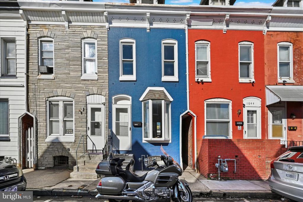 1042 LOCUST ST, Reading, PA 19604