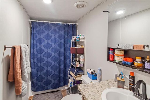 581 1200th Road, Leeton, MO 64761