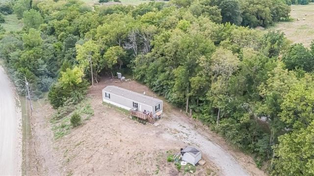 581 1200th Road, Leeton, MO 64761