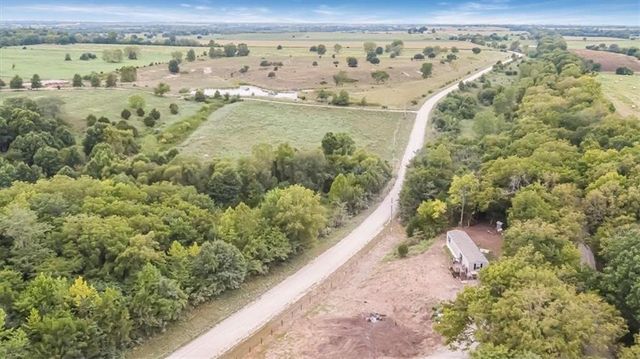 581 1200th Road, Leeton, MO 64761
