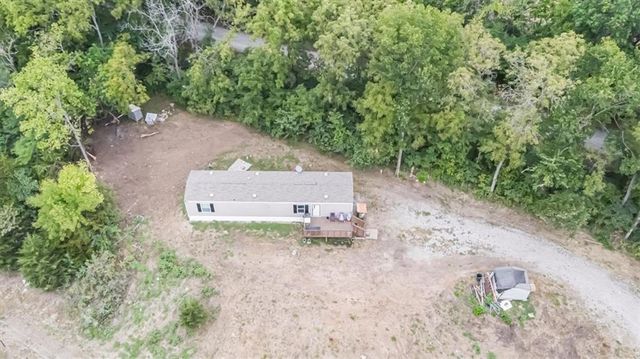 581 1200th Road, Leeton, MO 64761