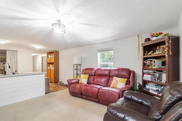 581 1200th Road, Leeton, MO 64761