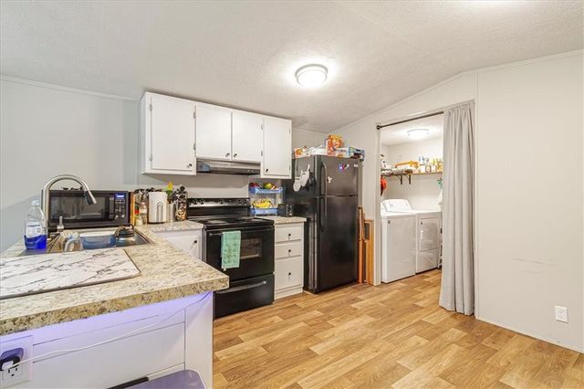 581 1200th Road, Leeton, MO 64761