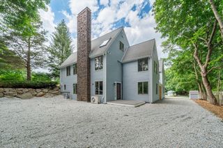 59 Cross St, Hingham, MA 02043