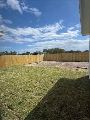 17962 Redwood Street, Combes, TX 78552