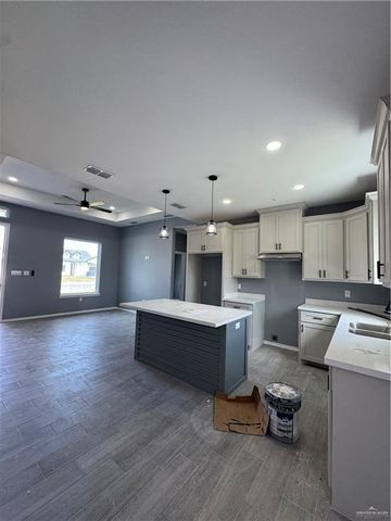 17962 Redwood Street, Combes, TX 78552