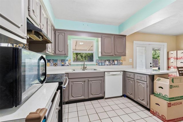 5934 NW 30TH TERRACE, Gainesville, FL 32653