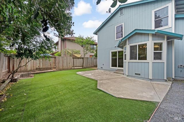 1924 Gambels Way, Santa Rosa, CA 95403