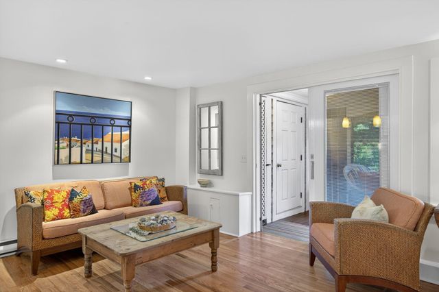 7 Miller Hill Road 1, Provincetown, MA 02657