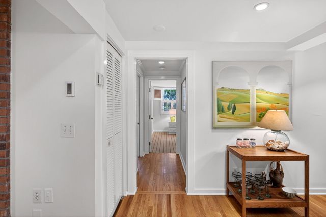 7 Miller Hill Road 1, Provincetown, MA 02657