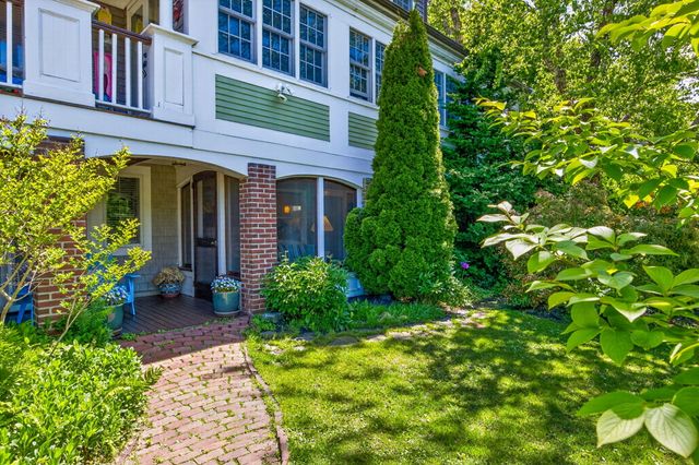 7 Miller Hill Road 1, Provincetown, MA 02657