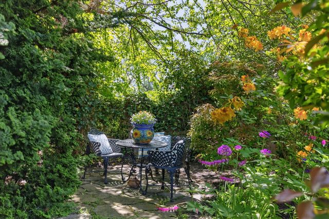 7 Miller Hill Road 1, Provincetown, MA 02657