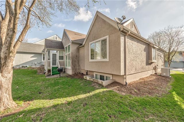 12216 England Street, Overland Park, KS 66213